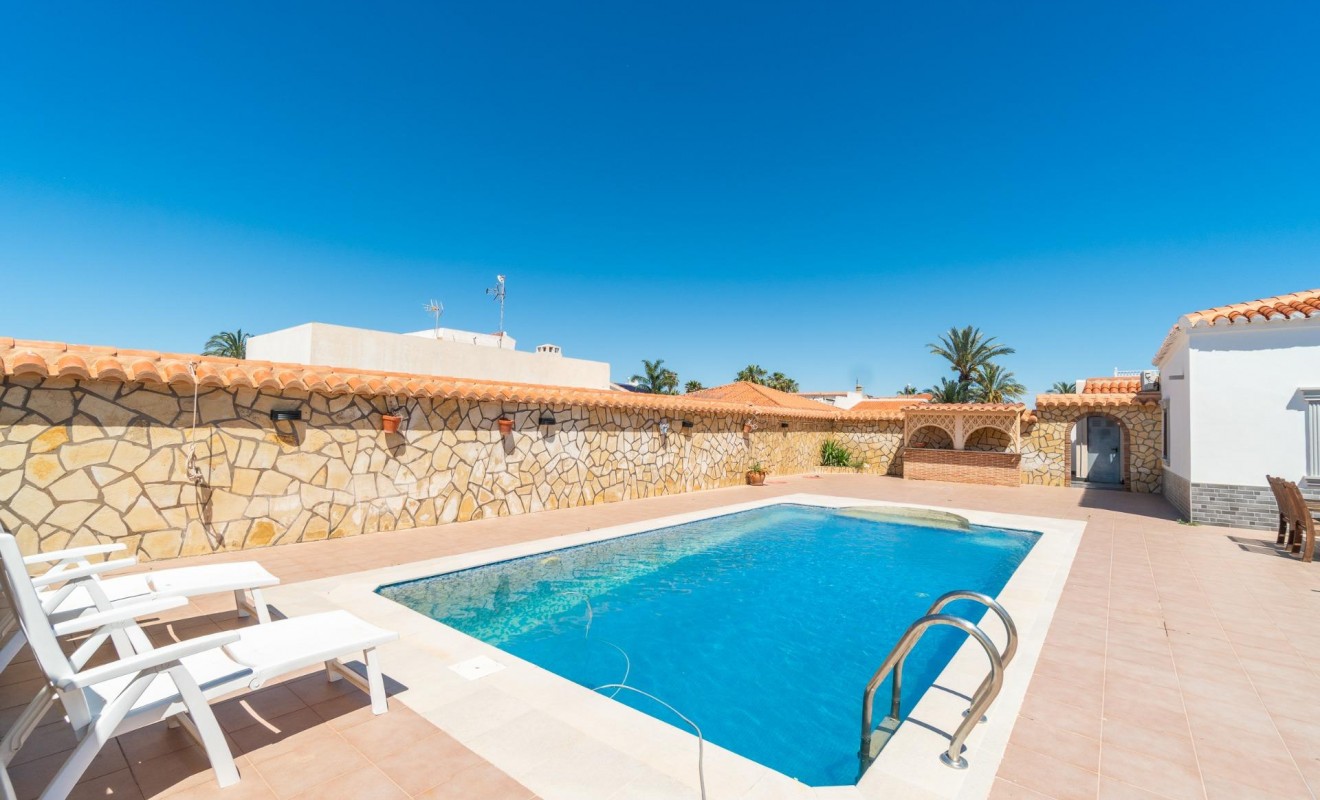Wederverkoop - Villa - Torrevieja - Torreta florida
