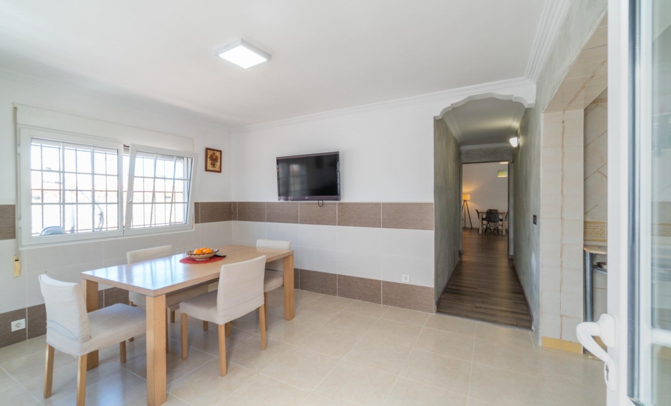 Wederverkoop - Villa - Torrevieja - Torreta florida