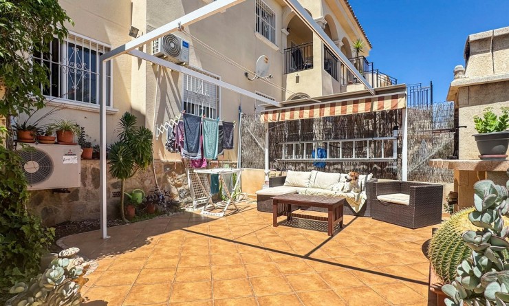 Wederverkoop - Herenhuis - Orihuela Costa - Los Almendros-La Florida