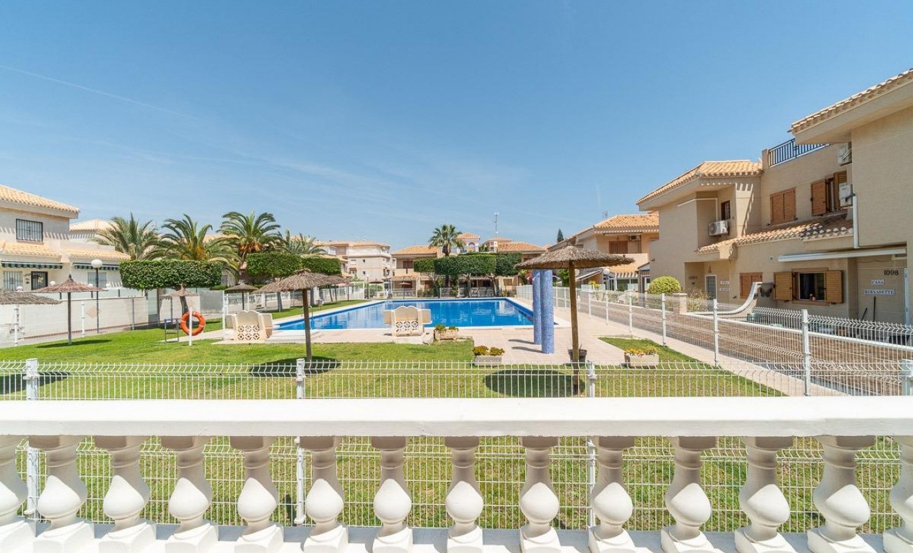 Wederverkoop - Chalet - Orihuela Costa - Playa Flamenca