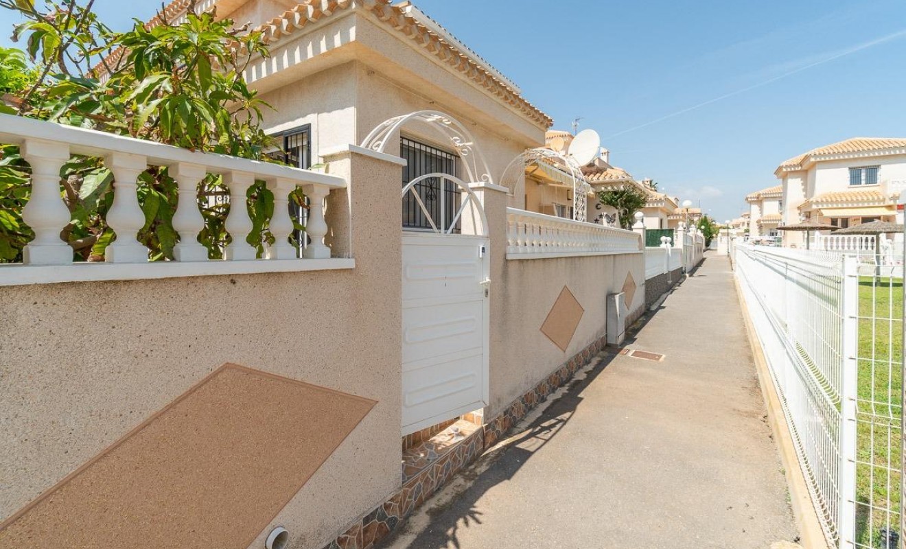 Wederverkoop - Chalet - Orihuela Costa - Playa Flamenca