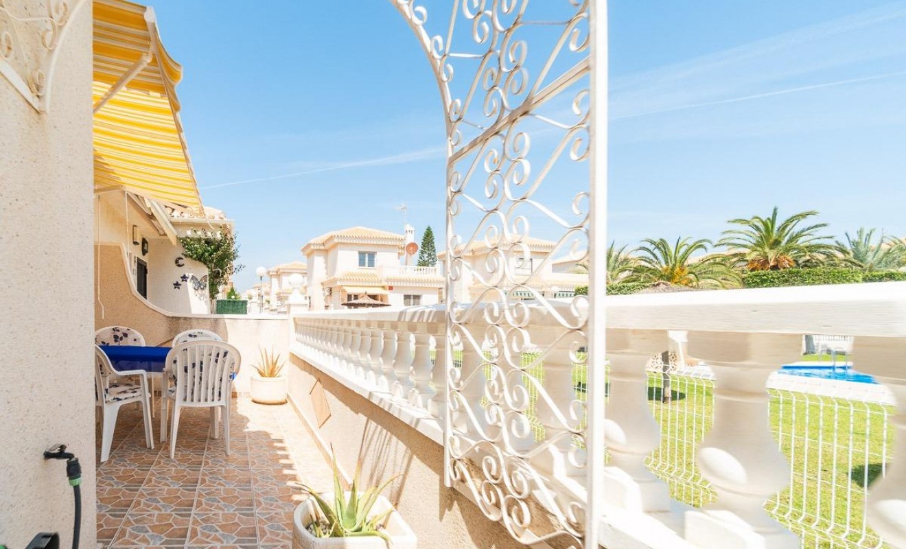 Wederverkoop - Chalet - Orihuela Costa - Playa Flamenca