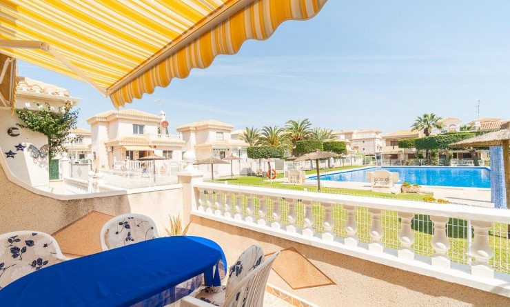 Wederverkoop - Chalet - Orihuela Costa - Playa Flamenca