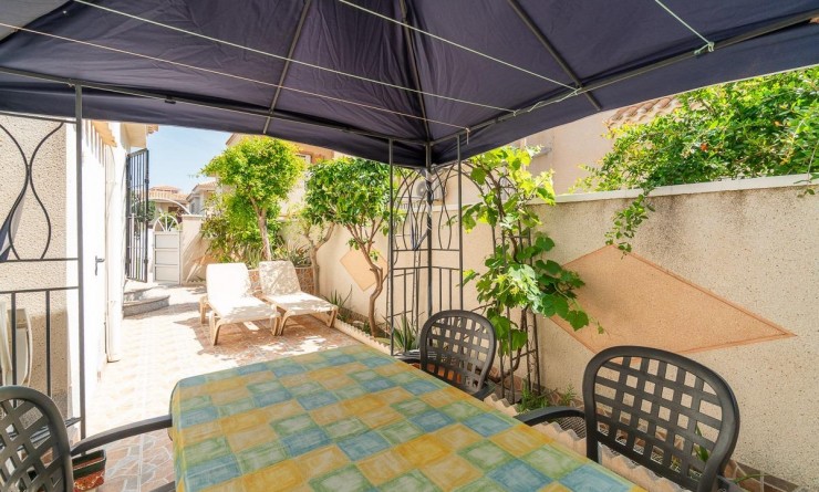 Wederverkoop - Chalet - Orihuela Costa - Playa Flamenca