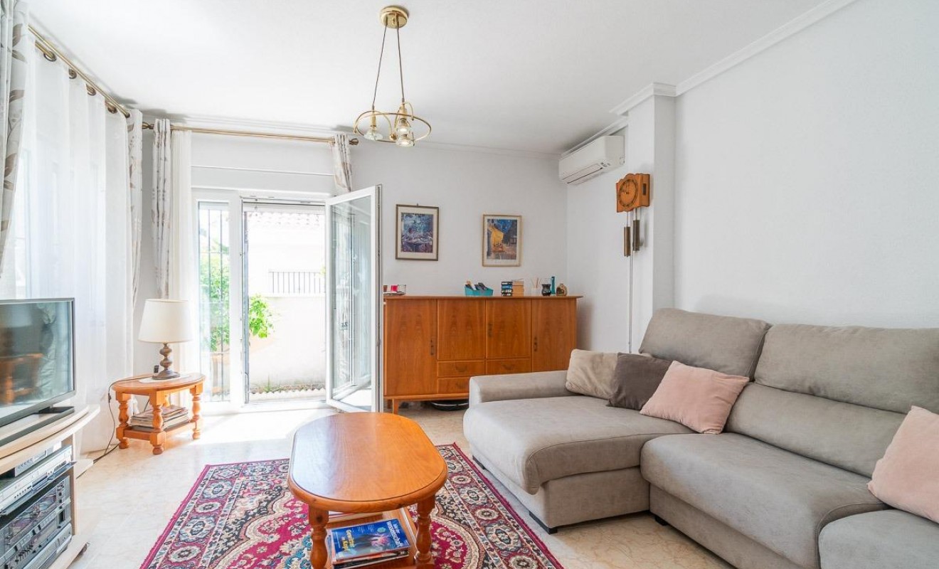 Wederverkoop - Chalet - Orihuela Costa - Playa Flamenca