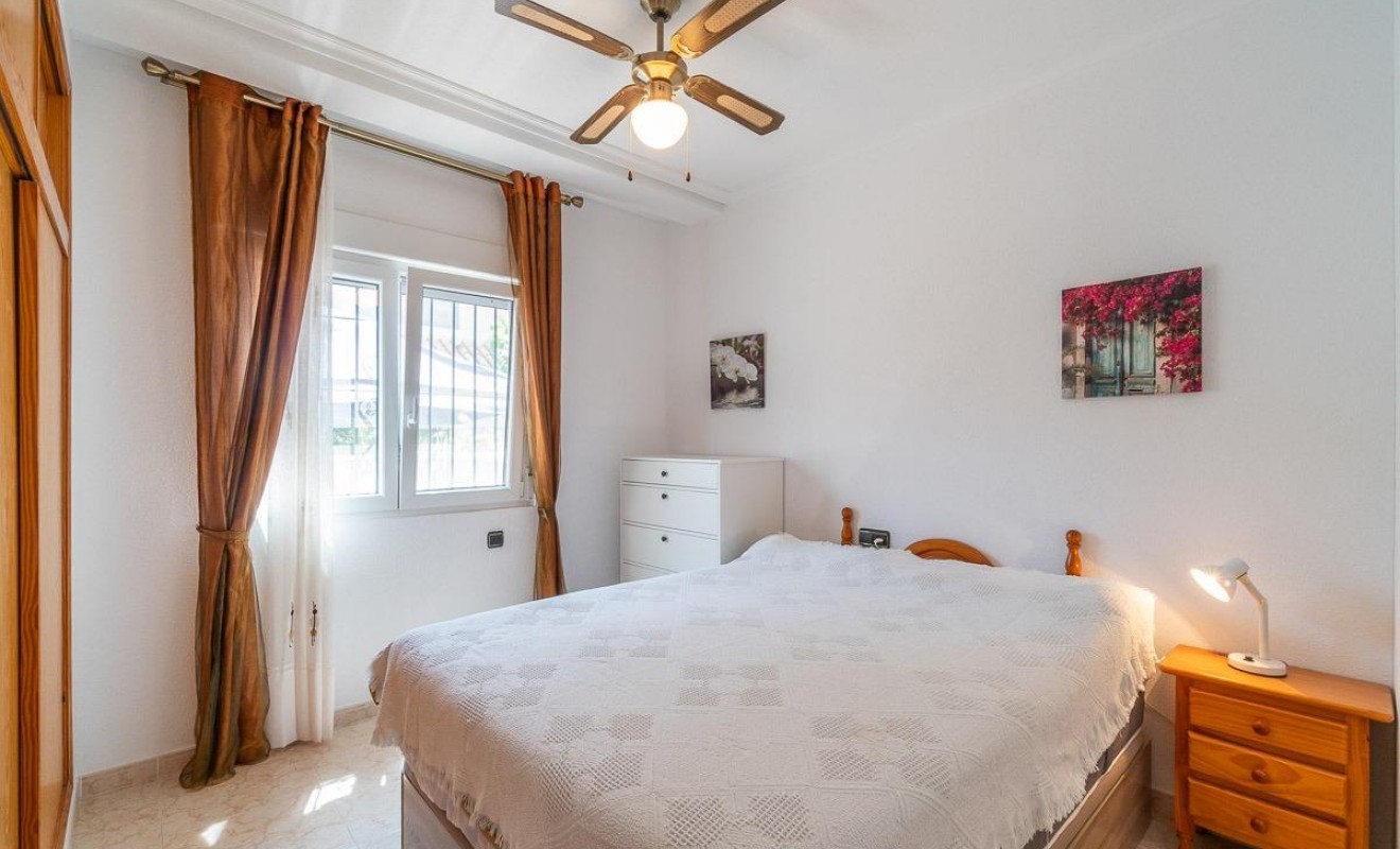 Wederverkoop - Chalet - Orihuela Costa - Playa Flamenca