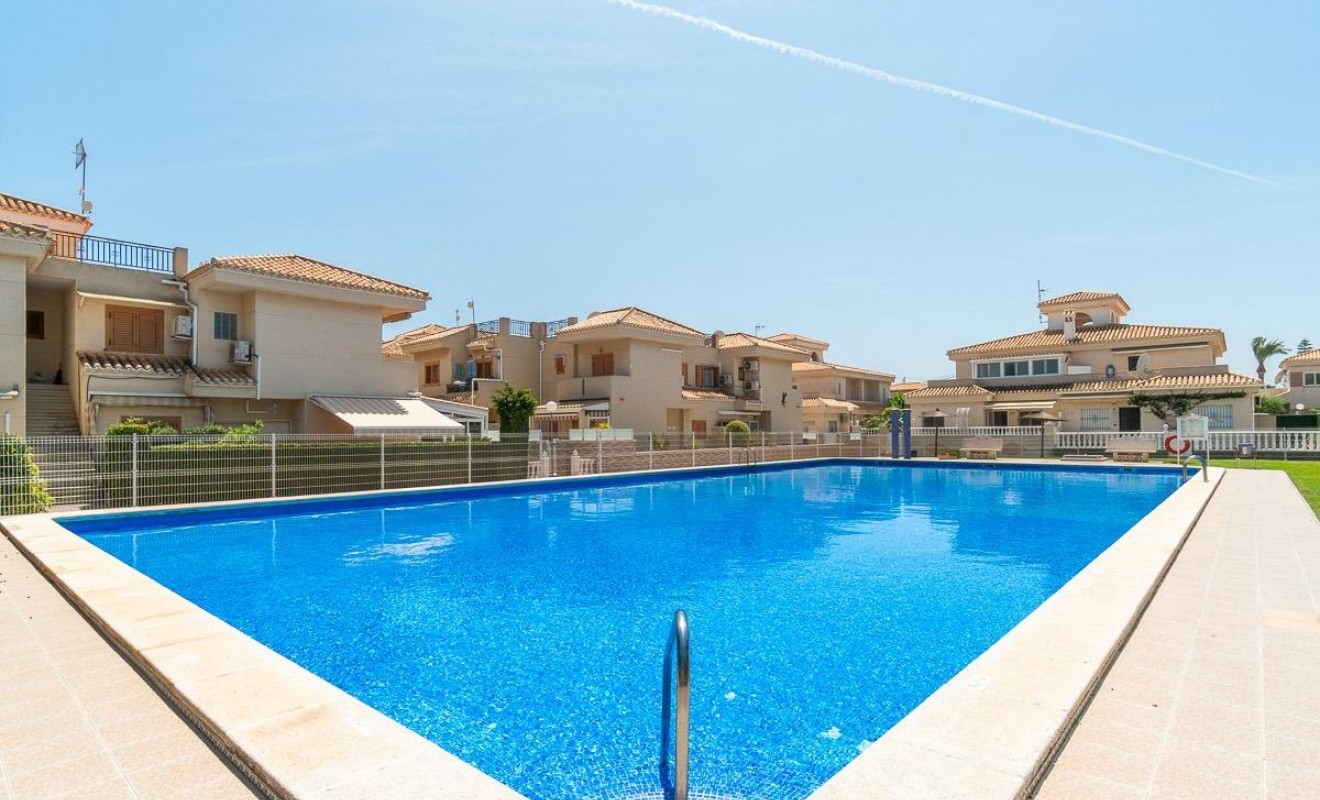 Wederverkoop - Chalet - Orihuela Costa - Playa Flamenca