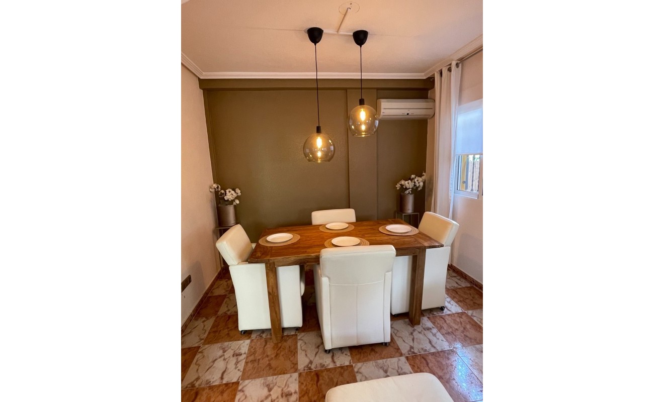 Wederverkoop - Villa - Orihuela Costa - La Regia
