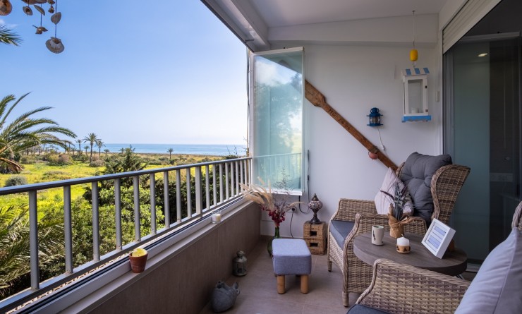 Wederverkoop - Apartment / flat - Orihuela Costa - Punta Prima