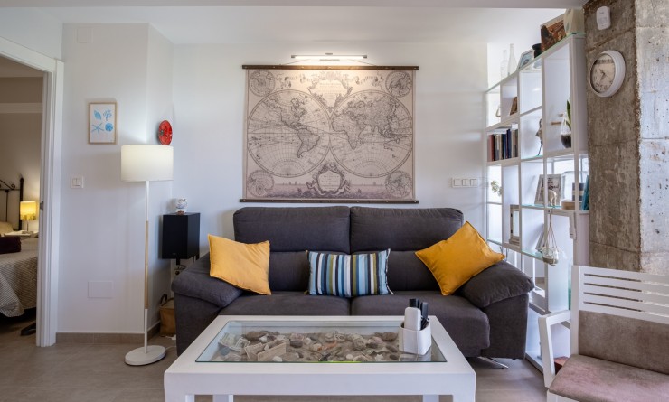 Wederverkoop - Apartment / flat - Orihuela Costa - Punta Prima