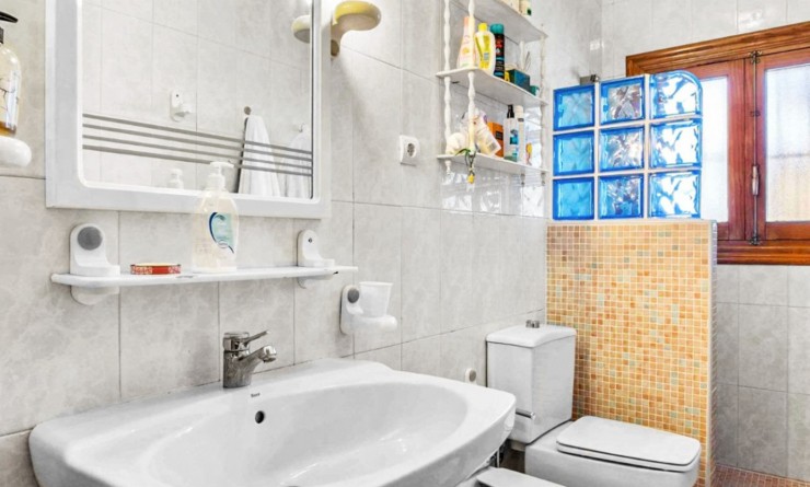 Wederverkoop - Detached villa - Torrevieja - Los Balcones - Los Altos del Edén