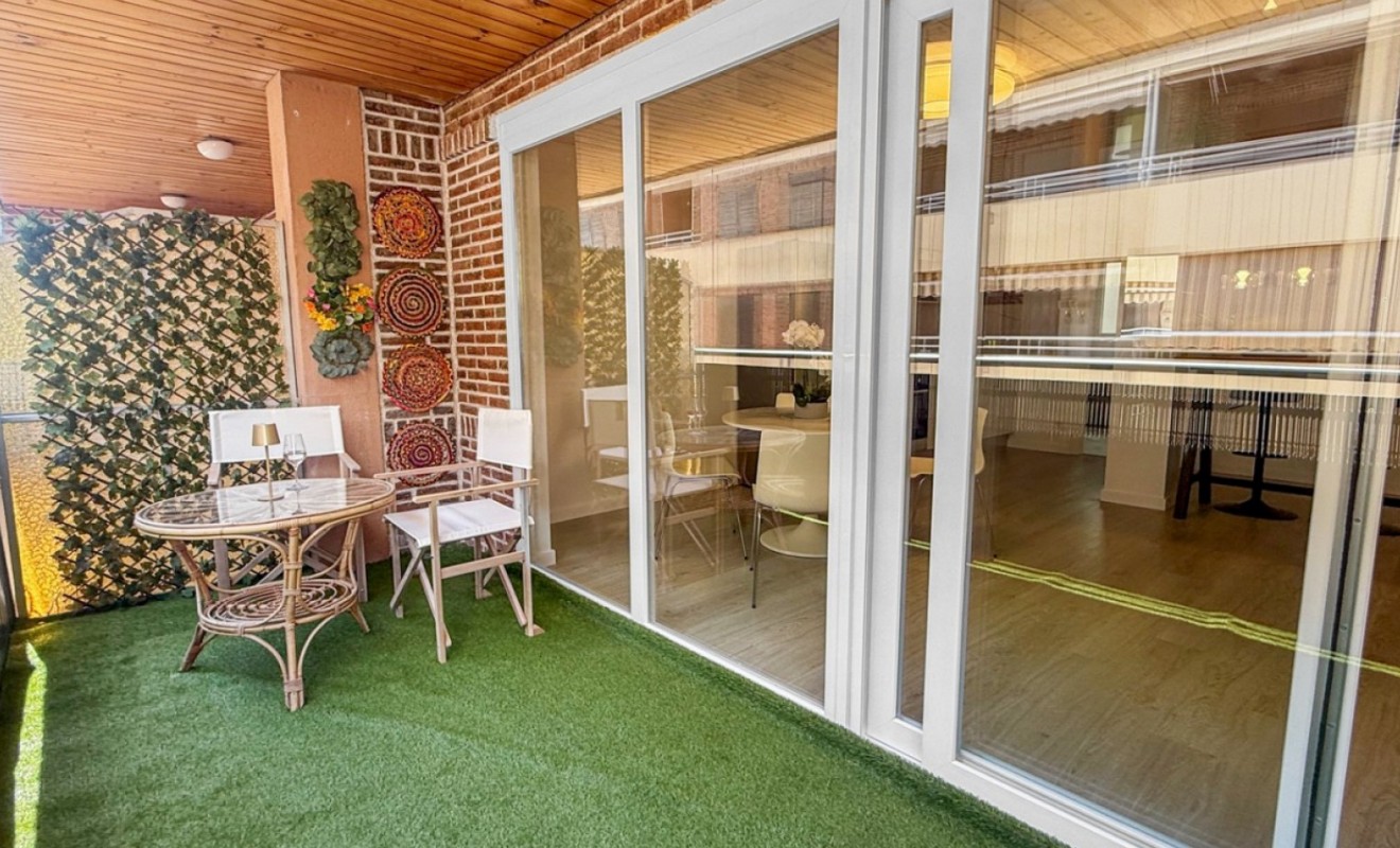 Wederverkoop - Appartement - Torrevieja - El Acequión - Los Náufragos