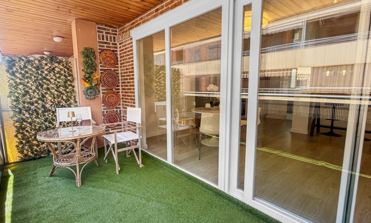Wederverkoop - Appartement - Torrevieja - El Acequión - Los Náufragos