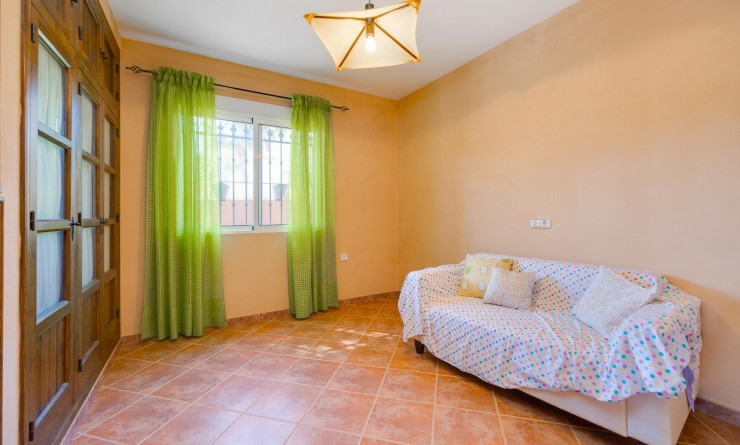 Revente - Chalet - San Miguel de Salinas
