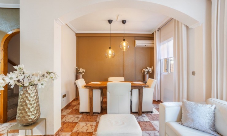 Wederverkoop - Villa - Orihuela Costa - La Regia