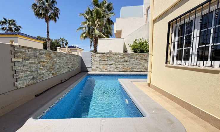 Wederverkoop - Villa - Las Ramblas Golf