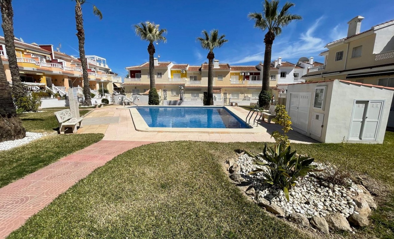 Wederverkoop - Herenhuis - Ciudad quesada