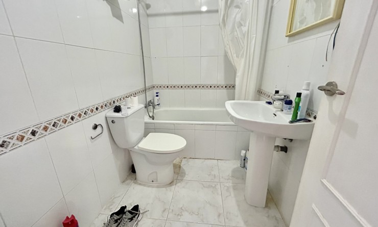 Wederverkoop - Appartement - Torrevieja - torrevieja