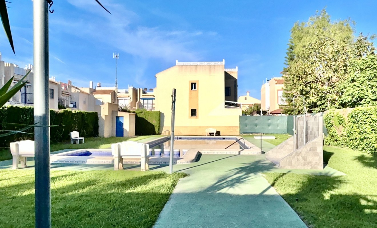 Wederverkoop - Appartement - Torrevieja - torrevieja