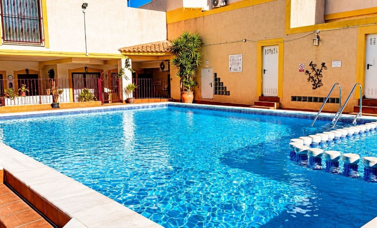 Sale - Apartment - La Zenia
