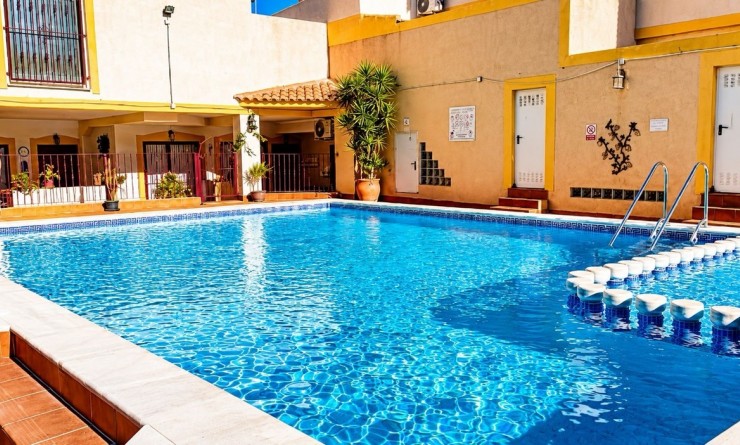 Sale - Apartment - La Zenia