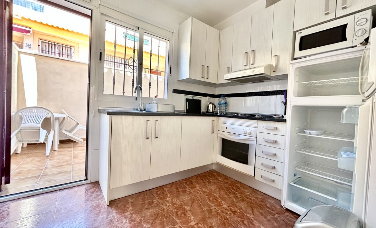 Sale - Apartment - La Zenia