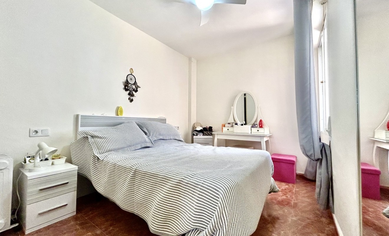 Sale - Apartment - La Zenia