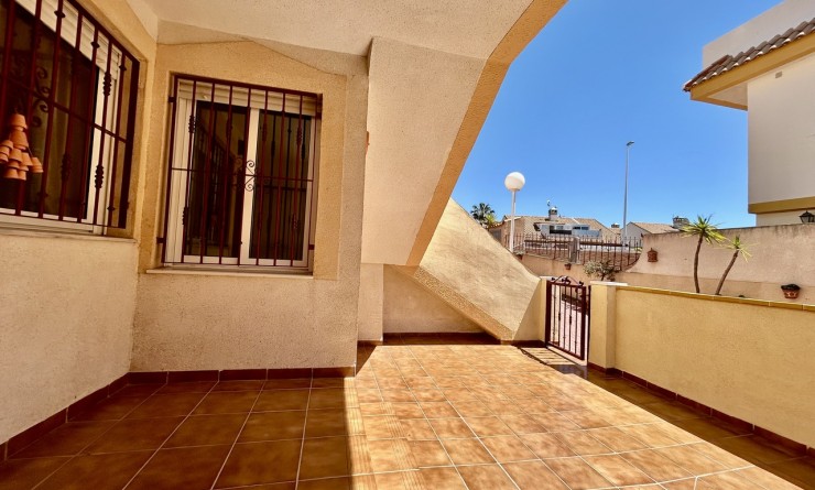 Sale - Apartment - La Zenia