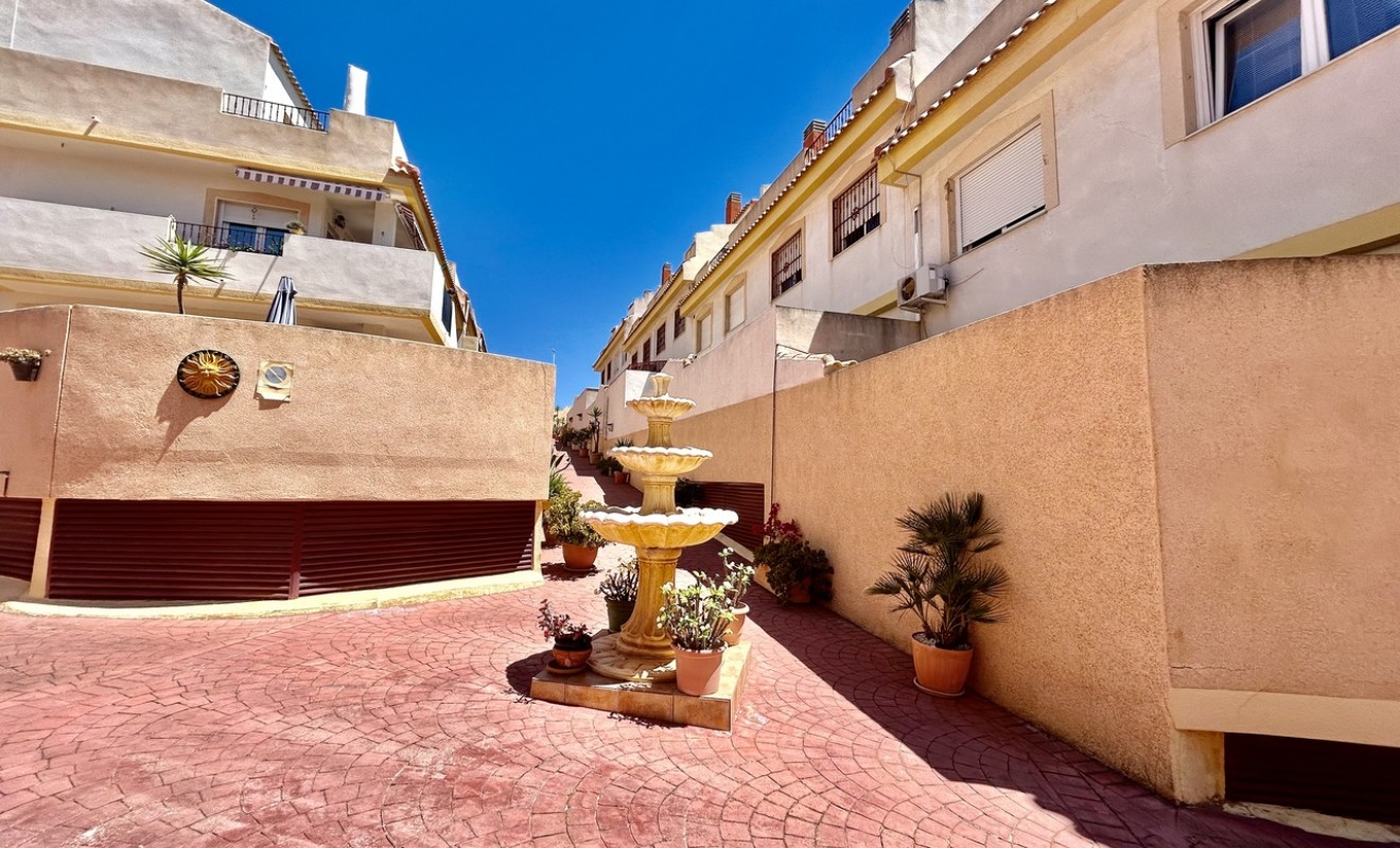 Sale - Apartment - La Zenia