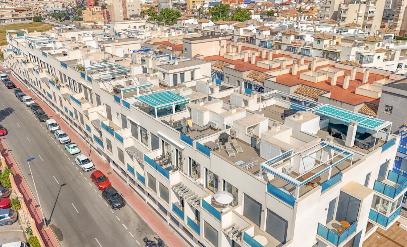 Sale - Apartment - Top Floor Apartment - Torrevieja - torrevieja