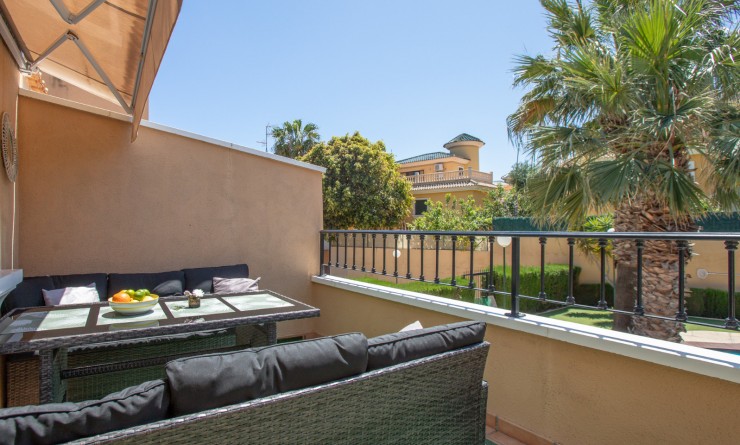 Wederverkoop - Bungalow - Orihuela Costa - Villamartín