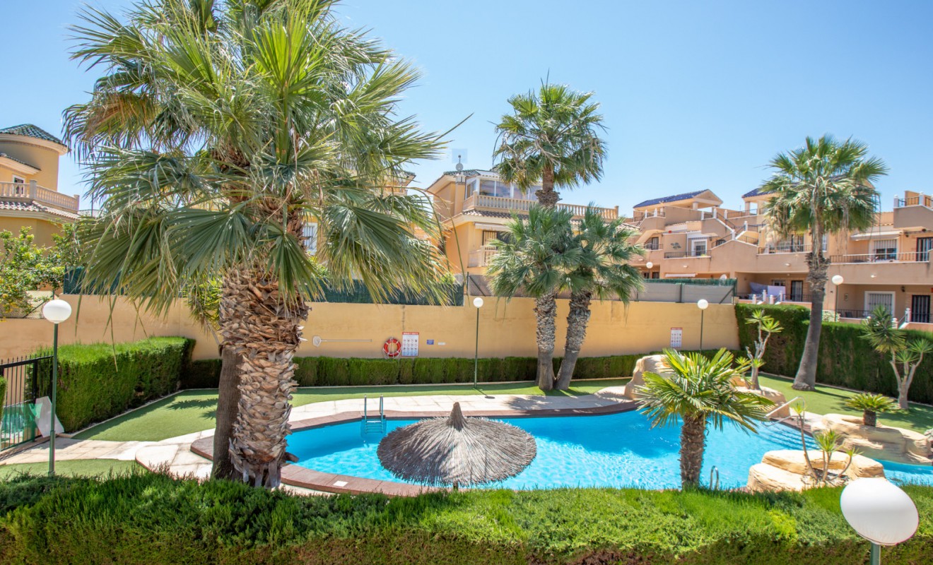 Wederverkoop - Bungalow - Orihuela Costa - Villamartín