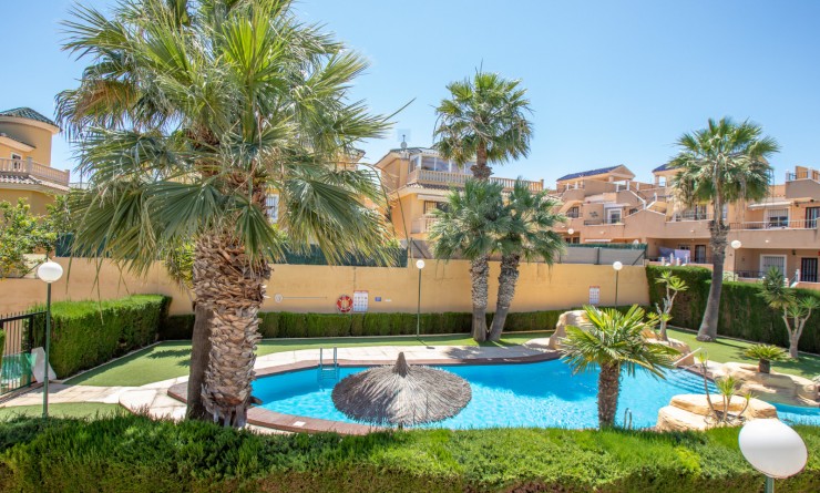 Wederverkoop - Bungalow - Orihuela Costa - Villamartín