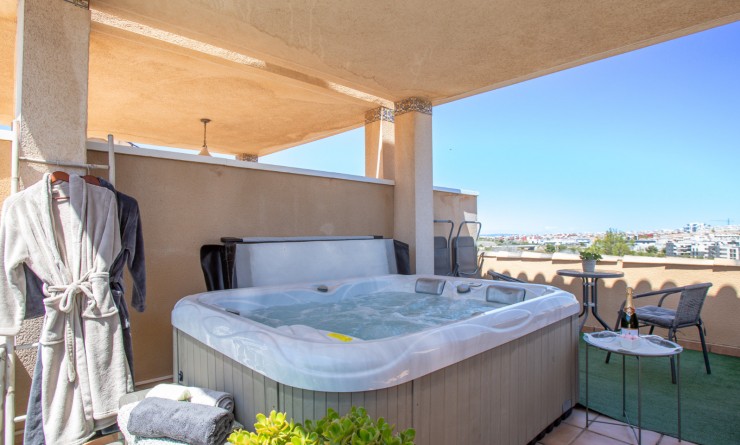 Wederverkoop - Bungalow - Orihuela Costa - Villamartín