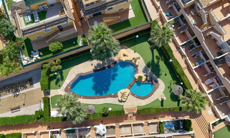 Wederverkoop - Bungalow - Orihuela Costa - Villamartín