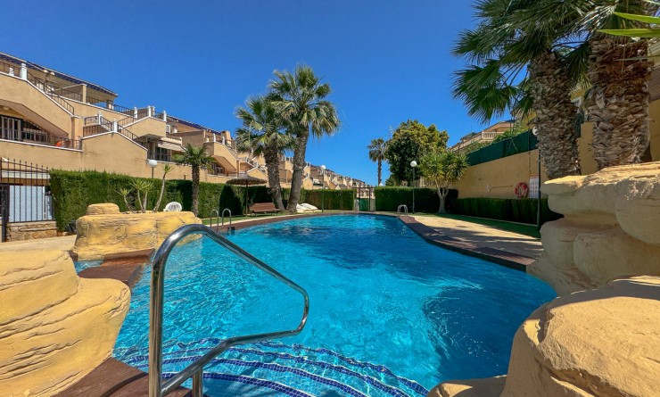 Wederverkoop - Bungalow - Orihuela Costa - Villamartín