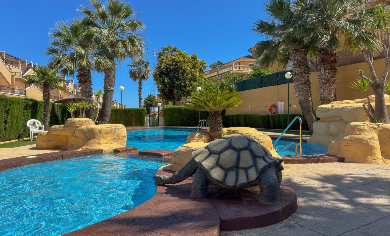 Wederverkoop - Bungalow - Orihuela Costa - Villamartín