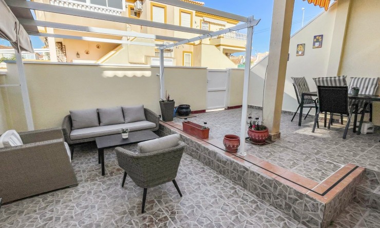 Sale - Bungalow - Orihuela Costa - Playa Flamenca