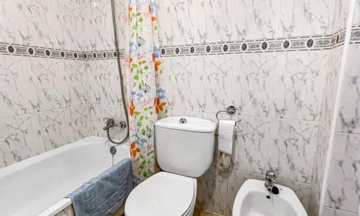 Sale - Bungalow - Orihuela Costa - Playa Flamenca
