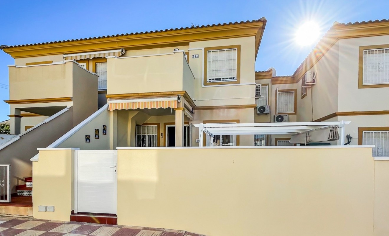 Sale - Bungalow - Orihuela Costa - Playa Flamenca