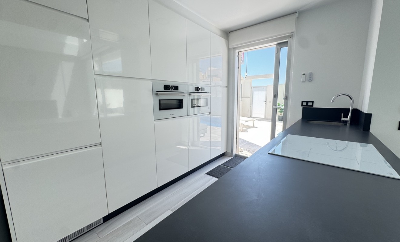 Sale - Villa - Lomas de Cabo Roig