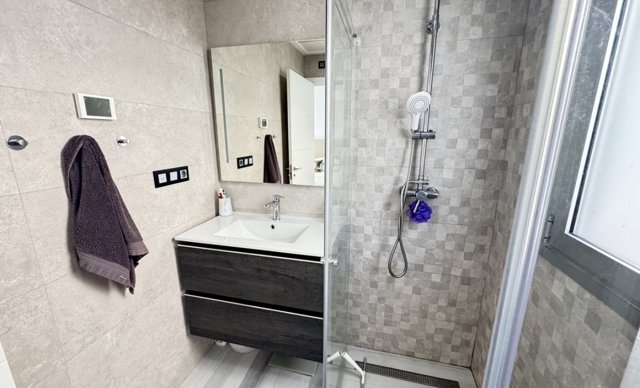 Sale - Villa - Lomas de Cabo Roig