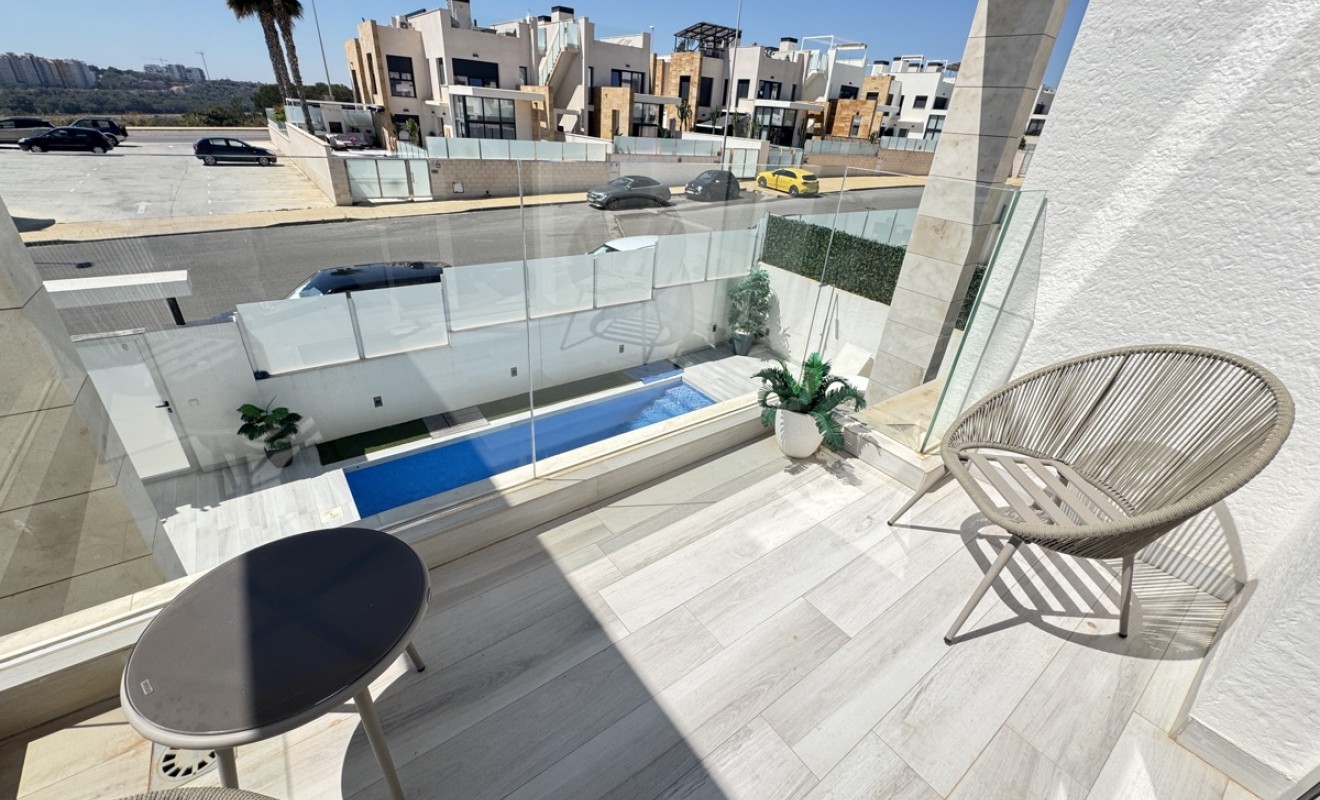 Sale - Villa - Lomas de Cabo Roig