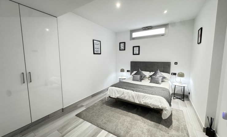 Sale - Villa - Lomas de Cabo Roig