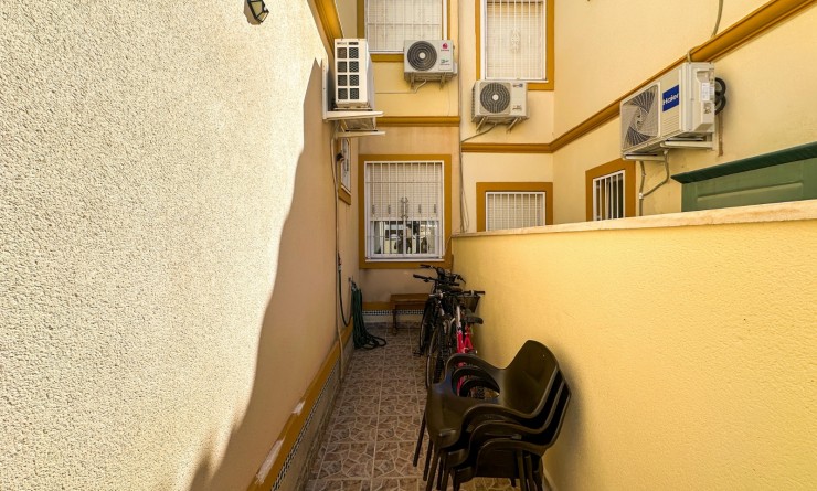Wederverkoop - Apartment / flat - Orihuela - Costa Blanca Sur