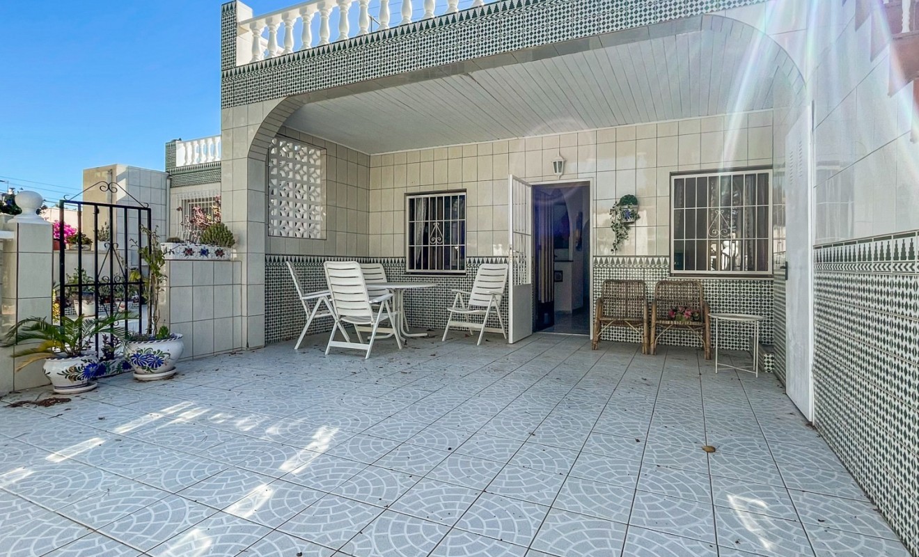 Wederverkoop - Herenhuis - Torrevieja - La Siesta - El Salado -  Torreta