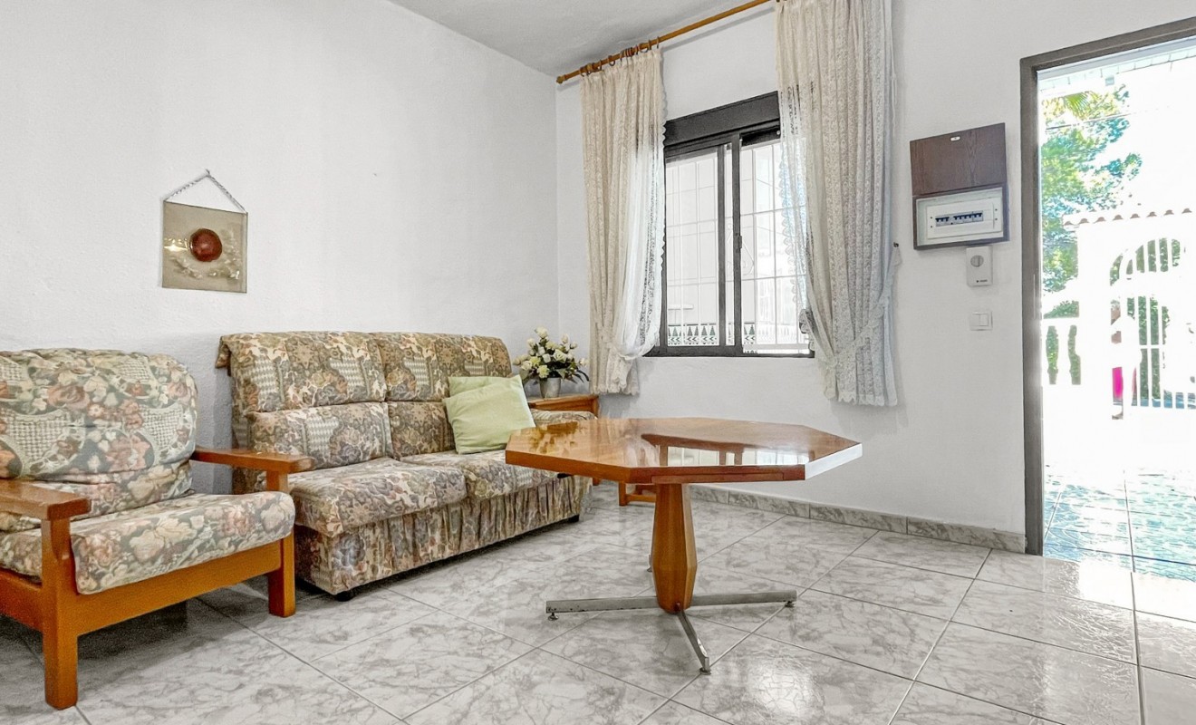 Wederverkoop - Herenhuis - Torrevieja - La Siesta - El Salado -  Torreta