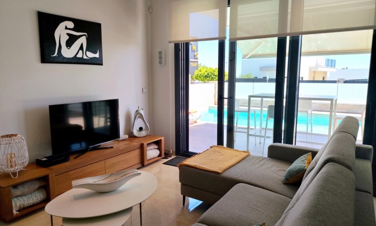 Sale - Villa - San Miguel de Salinas