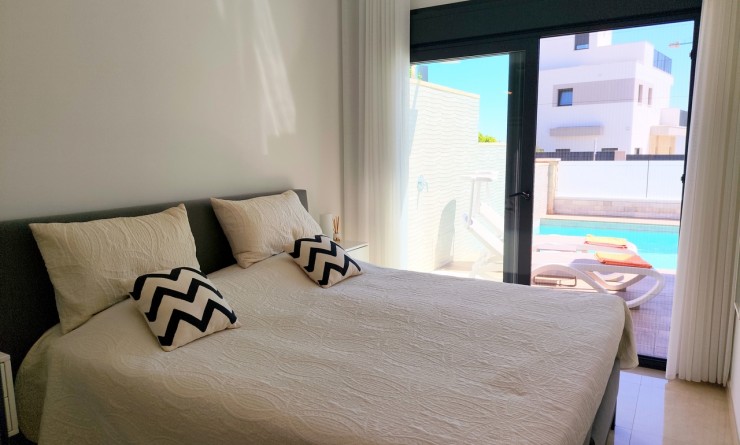 Sale - Villa - San Miguel de Salinas