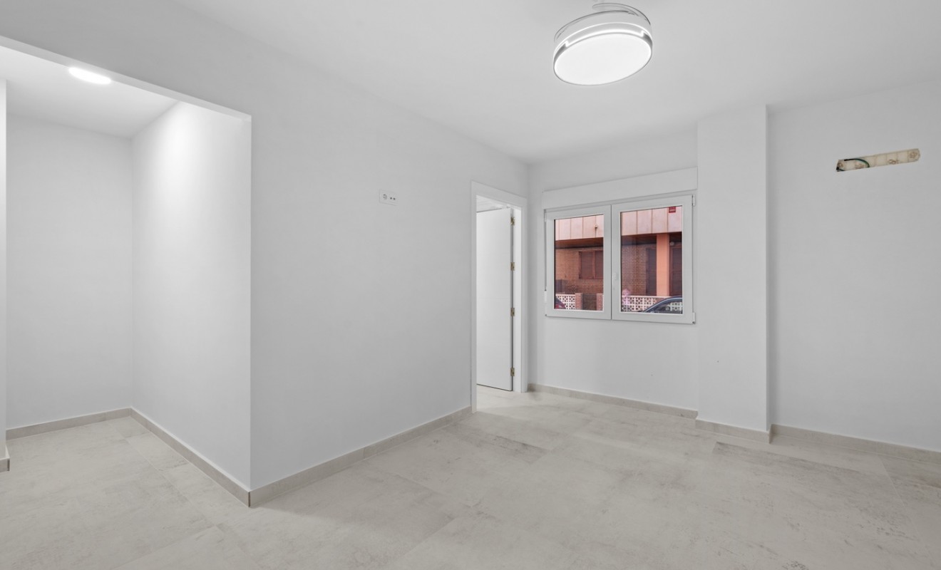 Wederverkoop - Appartement - Torrevieja - Playa del Acequión